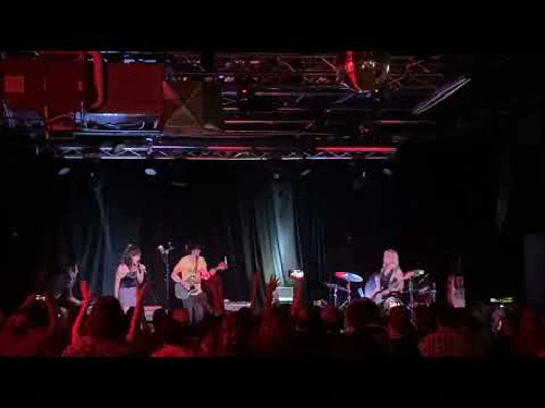 ../assets/images/featured/Black-Pistol-Fire--Helter-Skelter-Beatles-cover--Live.jpg