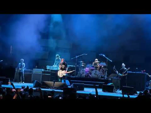 ../assets/images/featured/Foo-Fighters--Times-Like-These--Live-partial.jpg