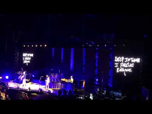 ../assets/images/featured/Smashing-Pumpkins--Thrity-Three--Live-partial.jpg