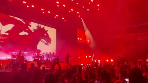 /../assets/images/featured/1UbmM-EBf7A_Gorillaz-Rhinestone-Eyes-Live.jpg