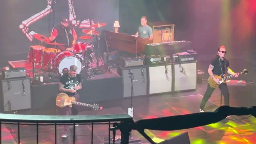 /../assets/images/featured/3odHBveW-lA_Social-Distortion-Ring-of-Fire-Live.jpg