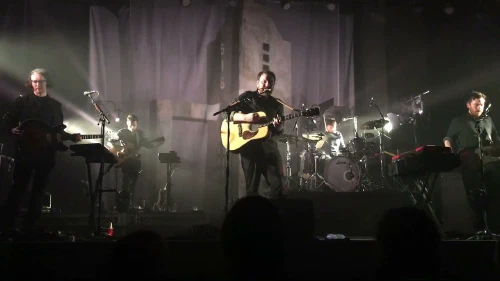 /../assets/images/featured/4s0z-IGSW40_Frightened-Rabbit-Old-Old-Fashioned-Live.jpg