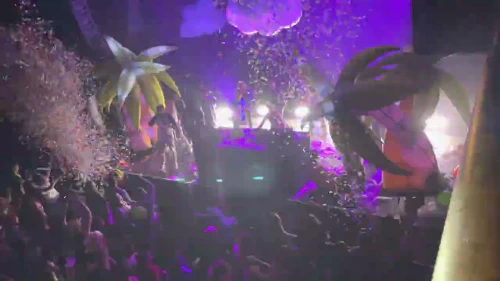 /../assets/images/featured/4zHK-ceWWVI_GirlTalk-Smash-Your-Head-Live-partial.jpg