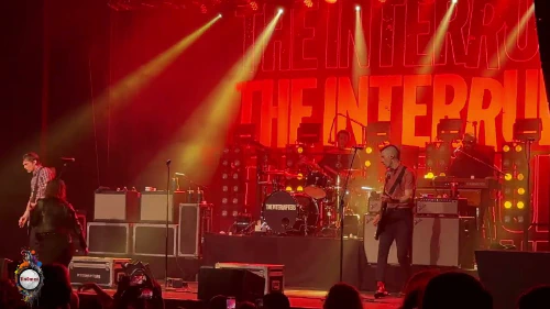 /../assets/images/featured/5ws9aXL_ejs_The-Interrupters-Raised-by-Wolves-Live.jpg