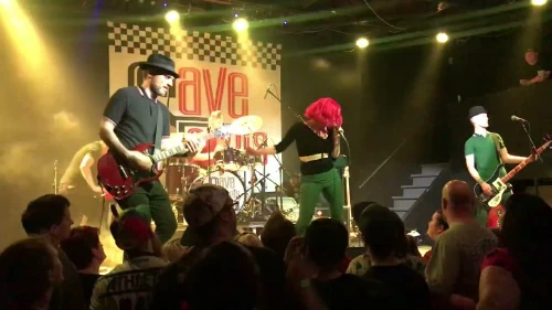 /../assets/images/featured/7AzzGifzdB4_Save-Ferris-Turn-It-Up-Live-partial.jpg