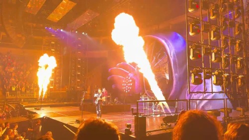 /../assets/images/featured/8EN6P63nPoo_Muse-Thought-Contagion-Live.jpg