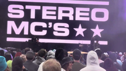 /../assets/images/featured/8yakLl6m6m0_Stereo-MCs-Fade-Away-Live-2025.jpg