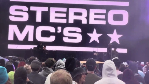 /../assets/images/featured/8yakLl6m6m0_Stereo-MCs-Fade-Away-Live-2025.jpg