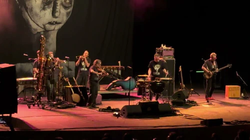 /../assets/images/featured/9O3FTDyf2Sw_Violent-Femmes-Black-Girls-Live.jpg