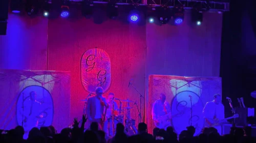 /../assets/images/featured/Ae7VSdt4-8U_Me-First-and-the-Gimme-Gimmes-Summertime-Ella-Fitzgerald-Live.jpg