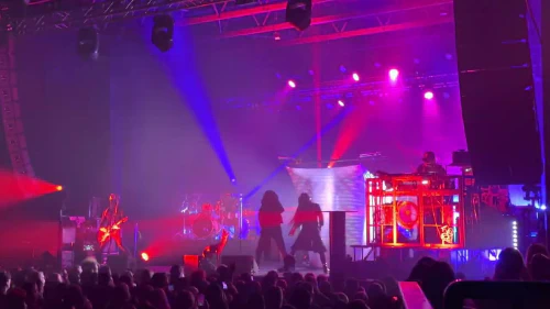 /../assets/images/featured/EdmOT_eMkXg_Skinny-Puppy-Tormentor-Live.jpg