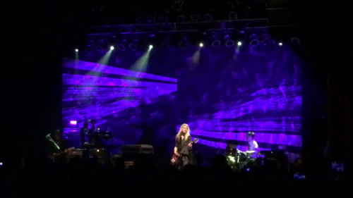 /../assets/images/featured/EhU1h86O5kQ_The-Kills-Black-Balloon-Live.jpg