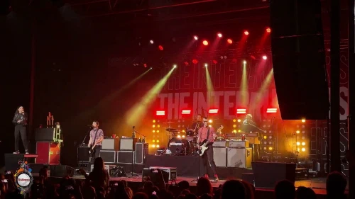 /../assets/images/featured/El9De1vwTbE_The-Interrupters-Shes-Kerosene-Live.jpg