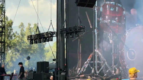 /../assets/images/featured/GoP5D9lXQ6E_Gary-Numan-Complex-Live.jpg