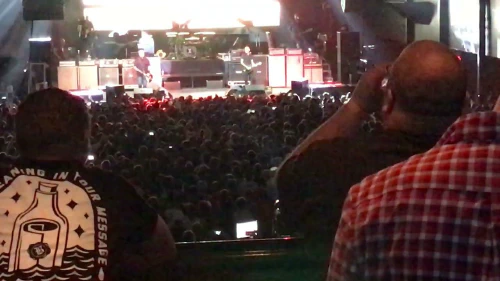/../assets/images/featured/IAQat6N3Aeo_Dropkick-Murphys-Rose-Tattoo-Live-partial.jpg