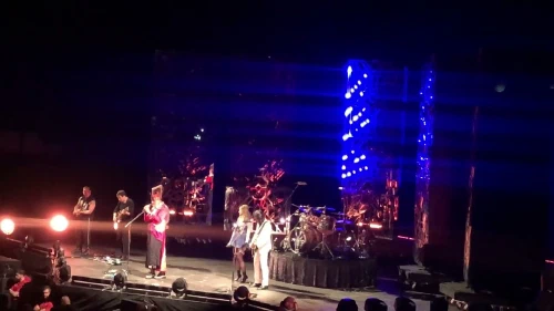 /../assets/images/featured/Ig0KCtzFyl4_Smashing-Pumpkins-Baby-Mine-Live-partial.jpg