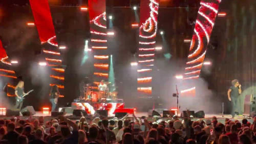 /../assets/images/featured/JCsn2Pm9FtE_Alice-in-Chains-Dam-That-River-Live.jpg
