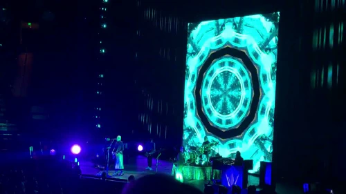 /../assets/images/featured/K4M_sQJ3aO0_Smashing-Pumpkins-Drown-Live-partial.jpg