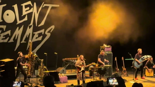 /../assets/images/featured/MKY0b8RCHeE_Violent-Femmes-Add-It-Up-Live.jpg
