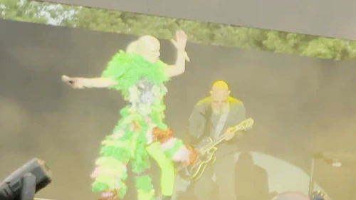 /../assets/images/featured/O4z9SsW9AZE_Garbage-There’s-No-Future-in-Optimism-2025-Live.jpg