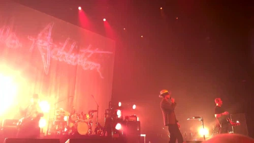 /../assets/images/featured/Pf3dK02o4vI_Janes-Addiction-Been-Caught-Stealing-Live-2024.jpg