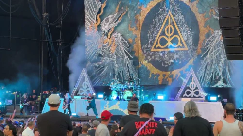 /../assets/images/featured/QNGW6IrmELE_Lamb-of-God-Resurrection-Man-Live.jpg