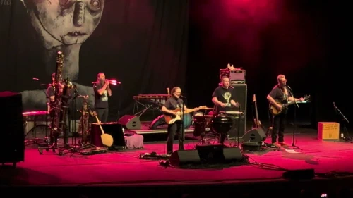 /../assets/images/featured/SCl9ZVdN6r4_Violent-Femmes-Sweet-Misery-Blues-Live.jpg