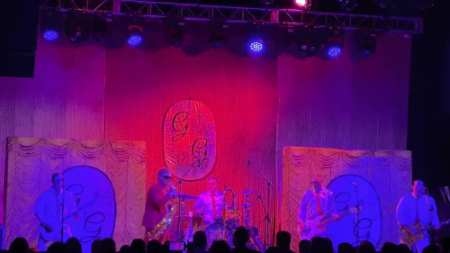 /../assets/images/featured/TenH2KqSlM0_Me-First-and-the-Gimme-Gimmes-Have-You-Never-Been-Mellow-Olivia-Newton-John-Live.jpg