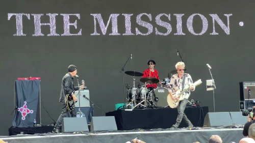 /../assets/images/featured/UJ7eD06Q1YQ_The-Mission-Beyond-the-Pale-Live.jpg