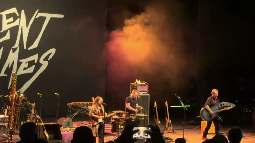/../assets/images/featured/a-Iq5v5v-vU_Violent-Femmes-Blister-in-the-Sun-Live.jpg