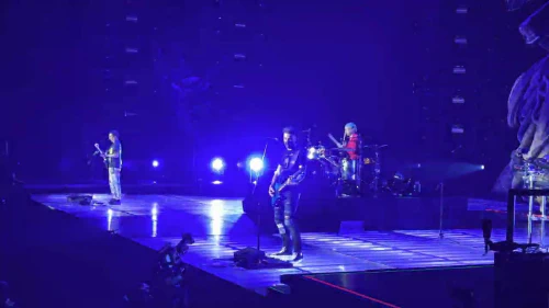 /../assets/images/featured/ecpmMyozp0g_Muse-Knights-of-Cydonia-Live.jpg