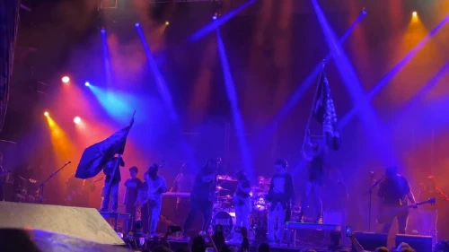 /../assets/images/featured/gzlxSPJS-7c_P.O.D.-Youth-of-the-Nation-Live.jpg