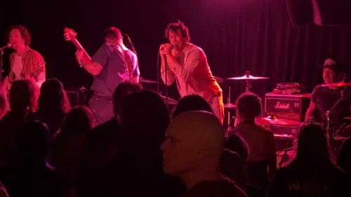 /../assets/images/featured/iSiRe2Gsozo_Straberry-Fuzz-Burnt-Live.jpg