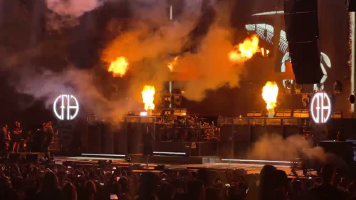 /../assets/images/featured/iU2vFe-4faI_Pantera-Cowboys-from-Hell-Live.jpg