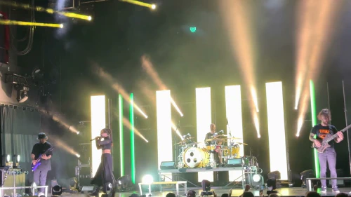/../assets/images/featured/k9zLSV1JkQc_Jinjer-Who-is-gonna-Be-the-One-Live-ending-partial.jpg