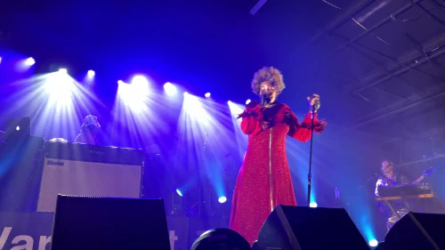 /../assets/images/featured/lceJmV-lktc_Macy-Gray-Winter-Wonderland-Live.jpg