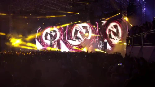 /../assets/images/featured/mDVClEVuwBE_ZEDD-Rude-and-Breakin-a-Sweat-remixes-Amazon-Reinvent-Party-Live-partial.jpg
