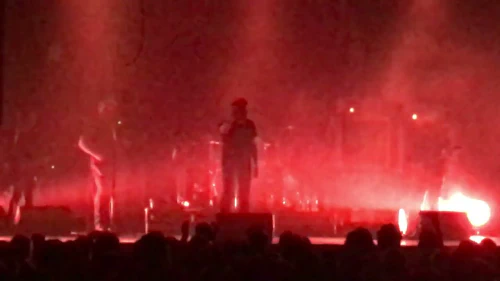 /../assets/images/featured/mkasXS2OZfM_The-Jesus-And-Mary-Chain-Cracking-Up-Live-partial.jpg