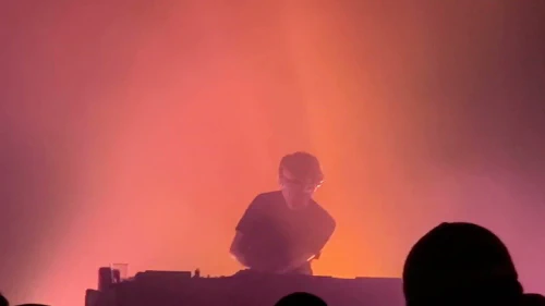 /../assets/images/featured/nN_TjbmB-xU_The-Crystal-Method-Born-Slippy-Luca-Morris-Extended-Remix-Andrew-Meller-Live.jpg