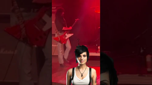 /../assets/images/featured/oIWvxO-KtFg_News-Amyl-and-the-Sniffers-release-new-album-Cartoon-Darkness-2024.jpg