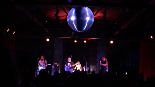 /../assets/images/featured/pXT2hvxTNlQ_Meat-Puppets-Lake-of-Fire-Live-partial.jpg