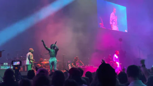 /../assets/images/featured/tT1vBrNKkDo_Earthgang-Run-it-Up-Live.jpg